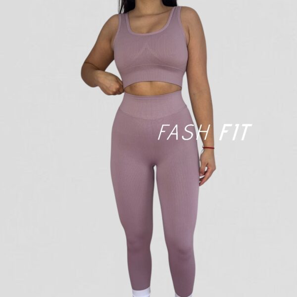 Conjunto rib Peto + Calza