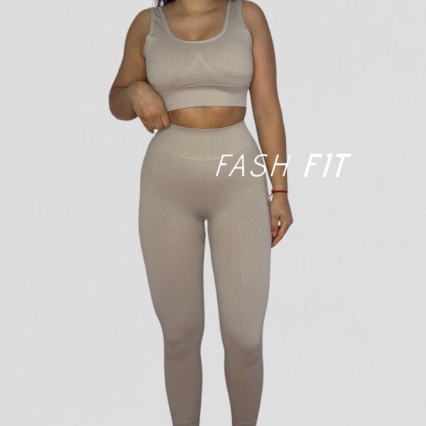 Conjunto rib Peto + Calza - Imagen 8