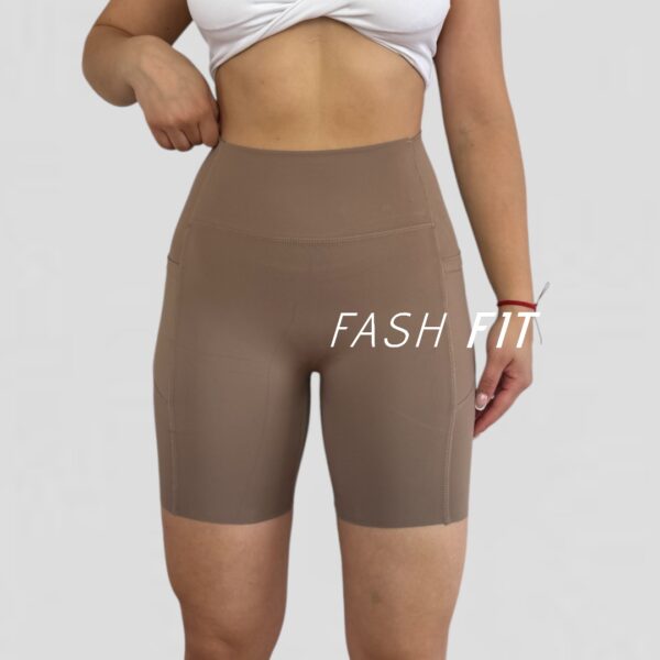 Short bolsillos lycra - Imagen 2