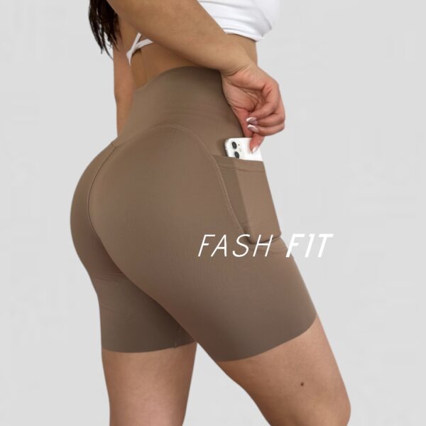 Short bolsillos lycra